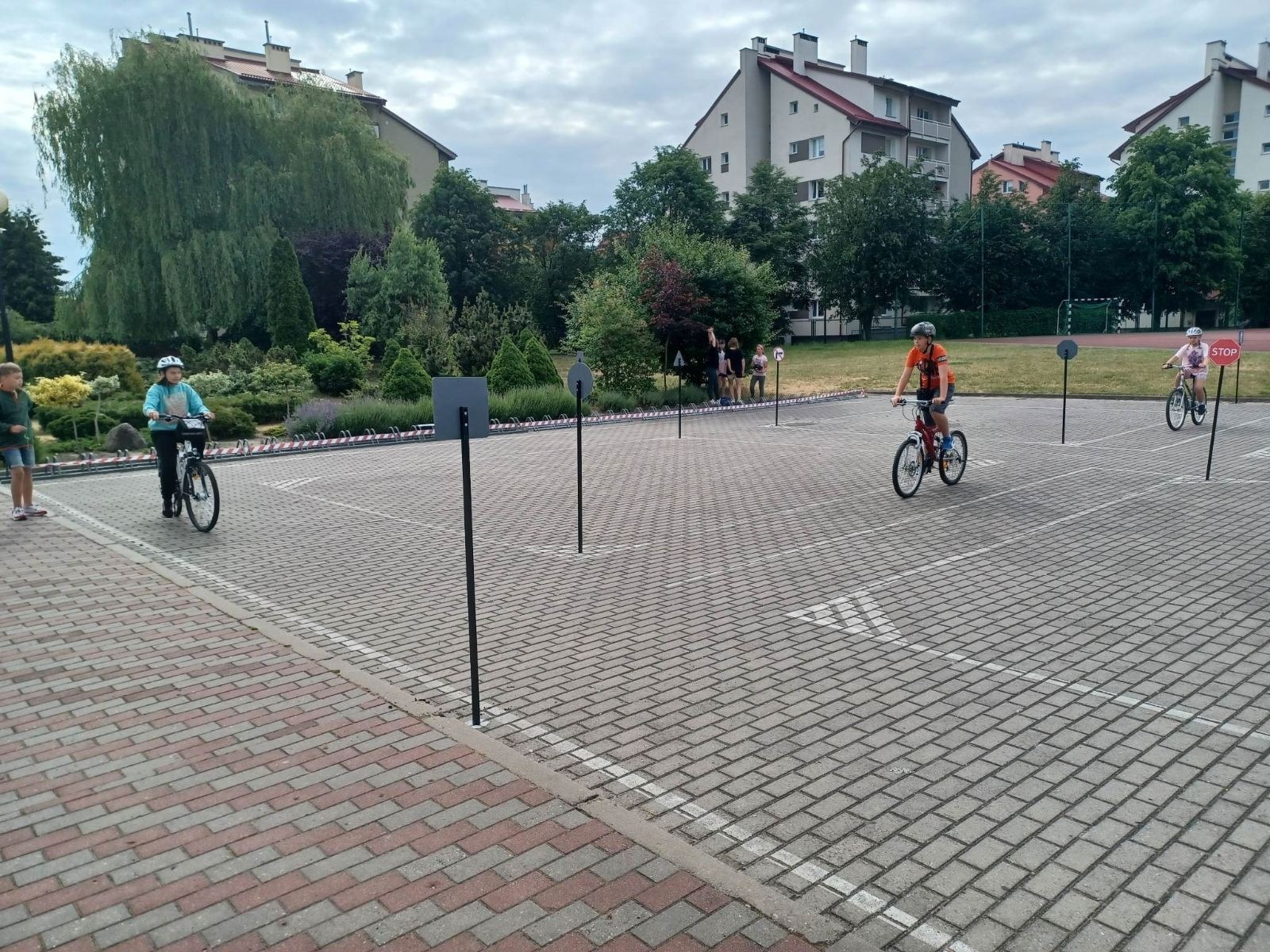 podczas egzaminu - jazda po torze