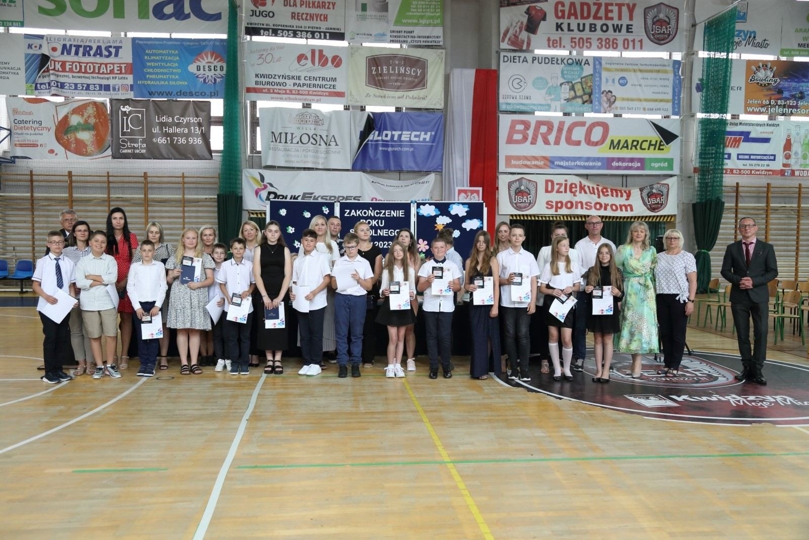 wyróżnieni uczniowie z kl.5e