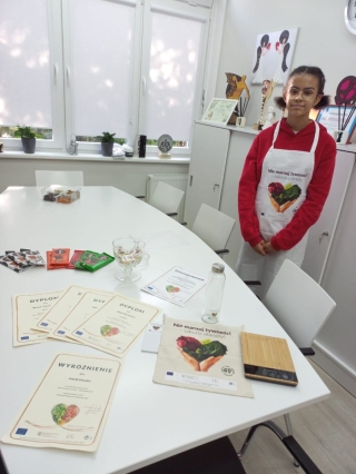 Amelia Onuoha z kl.5b zdobyła wyróżnienie 