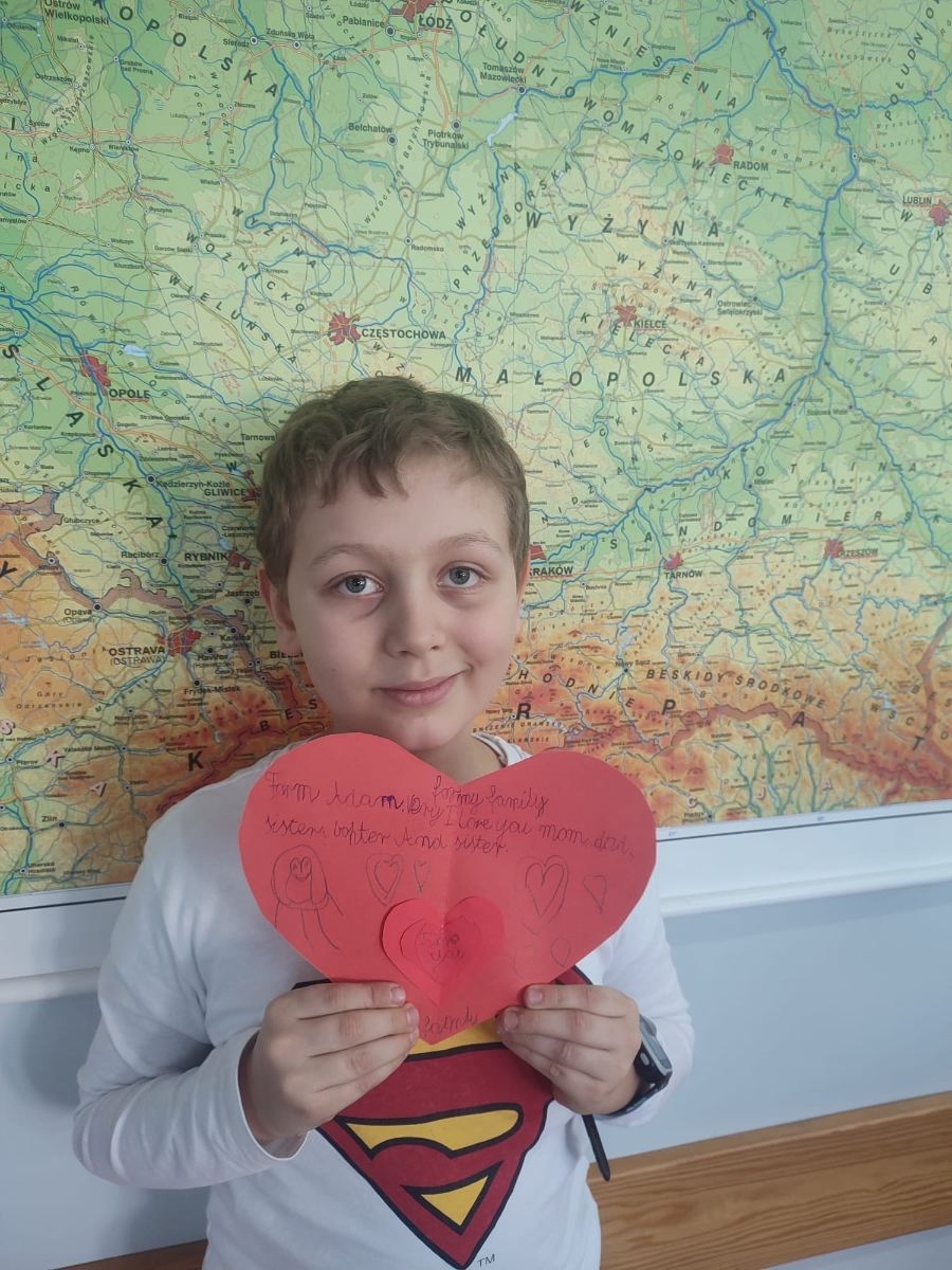 Dziecko z walentynką