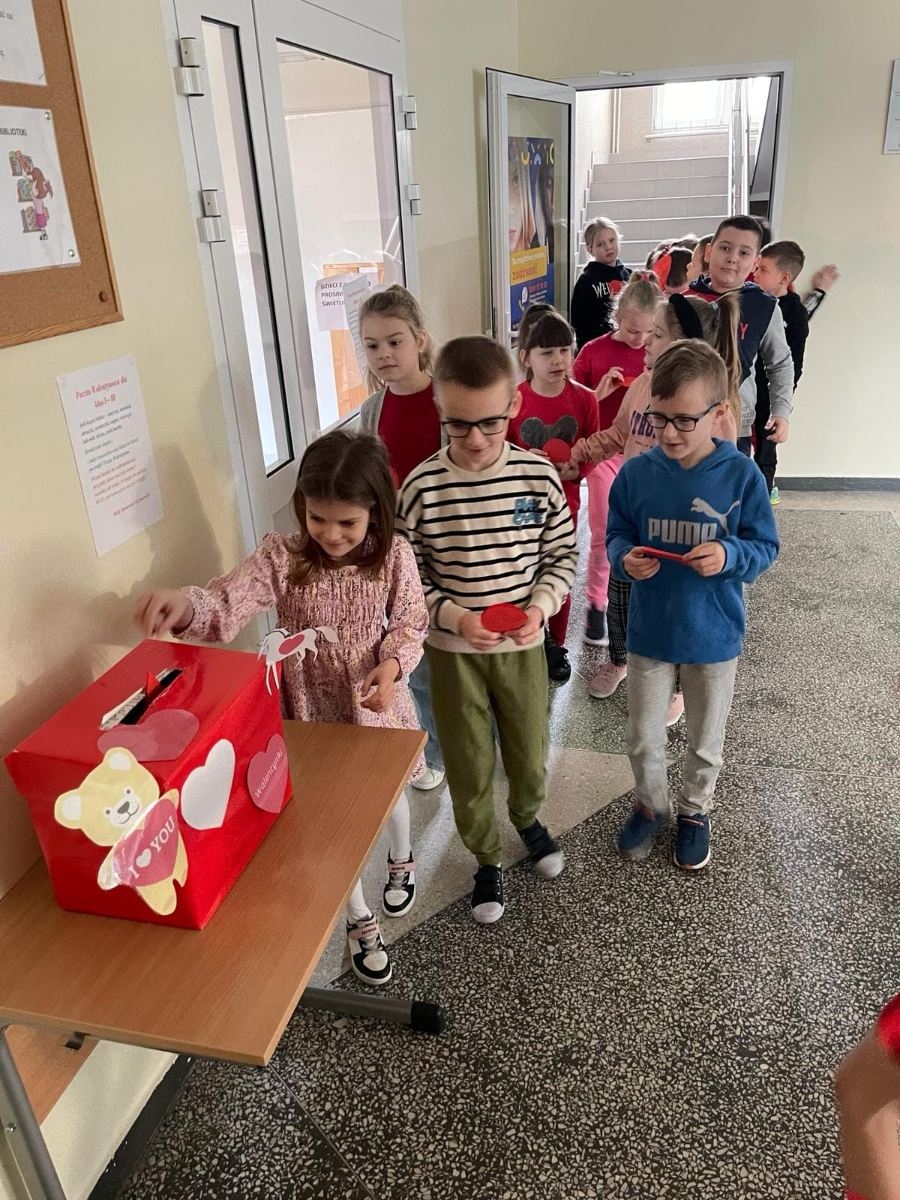 Dzieci świętują Walentynki