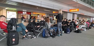 drużyna 7a chł. na lotnisku