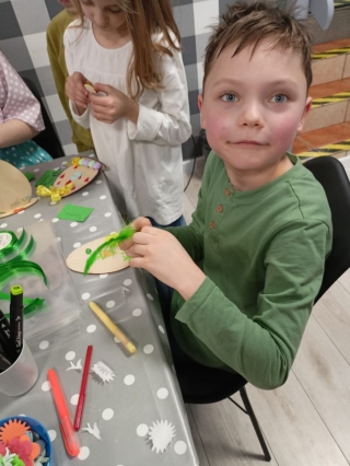 Dziecko na warsztatach