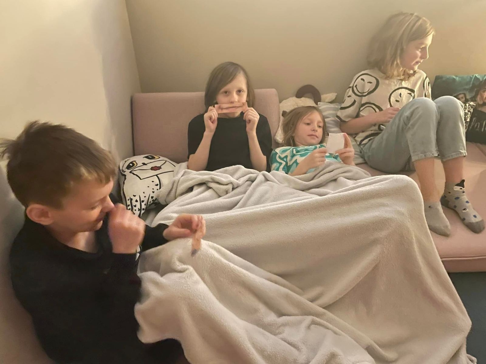 Dzieci wykonują zadania