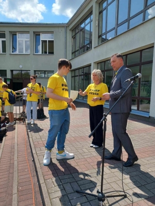 wręczanie dyplomów i nagród