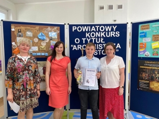 nagrodzeni uczniowie w konkursie