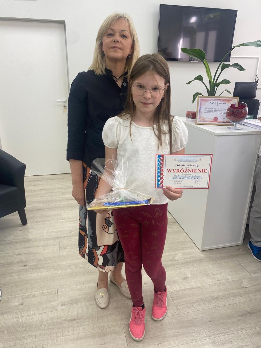 nagrodzona uczennica 4d