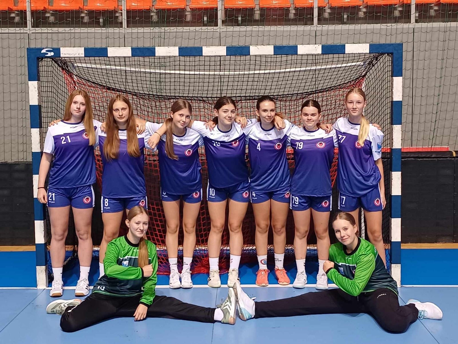 drużyna dziewcząt 8a