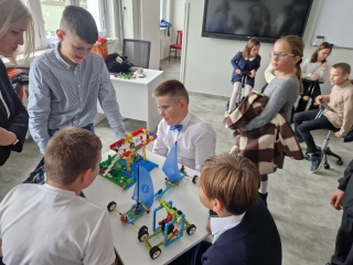 podczas zwiedzania wystawy