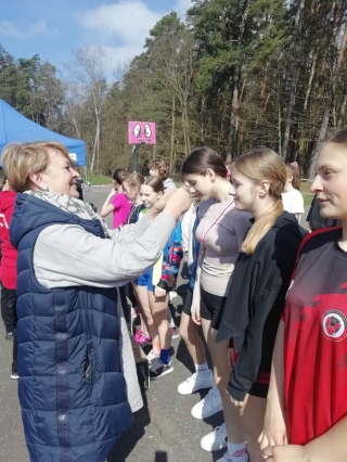 wręczanie medali zawodnikom