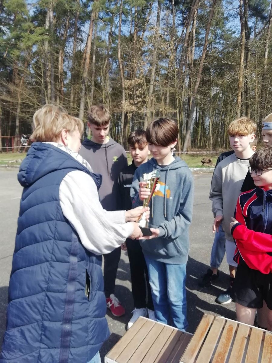 wręczanie medali zawodnikom