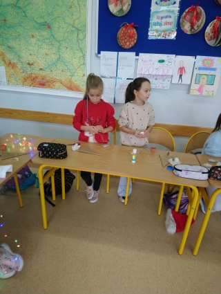 Dzieci na warsztatach 