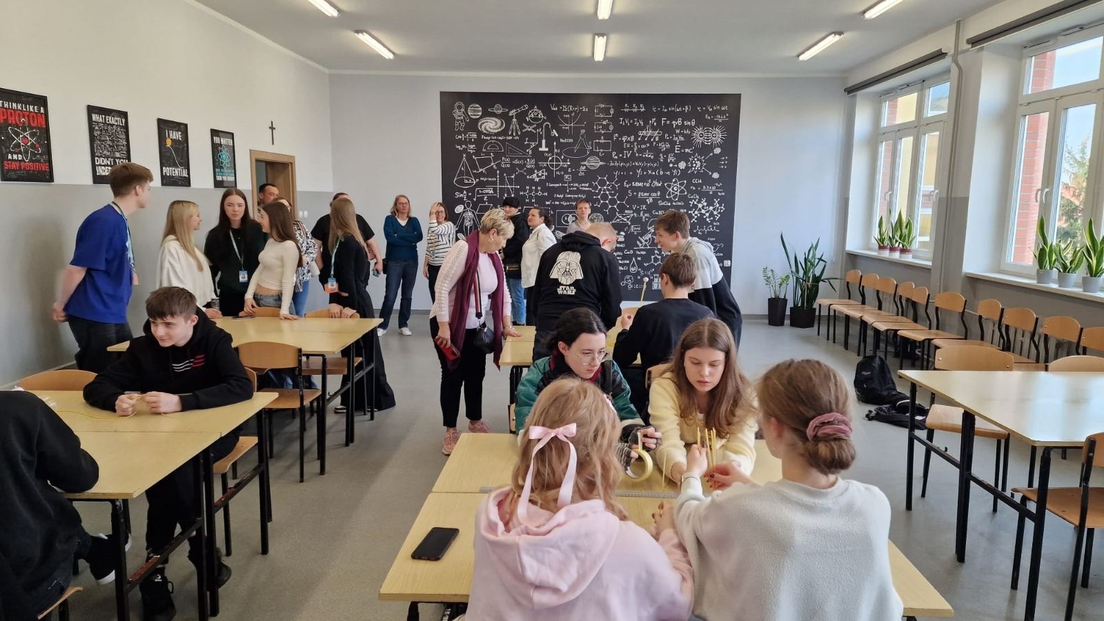 wizyta w średnich szkołach