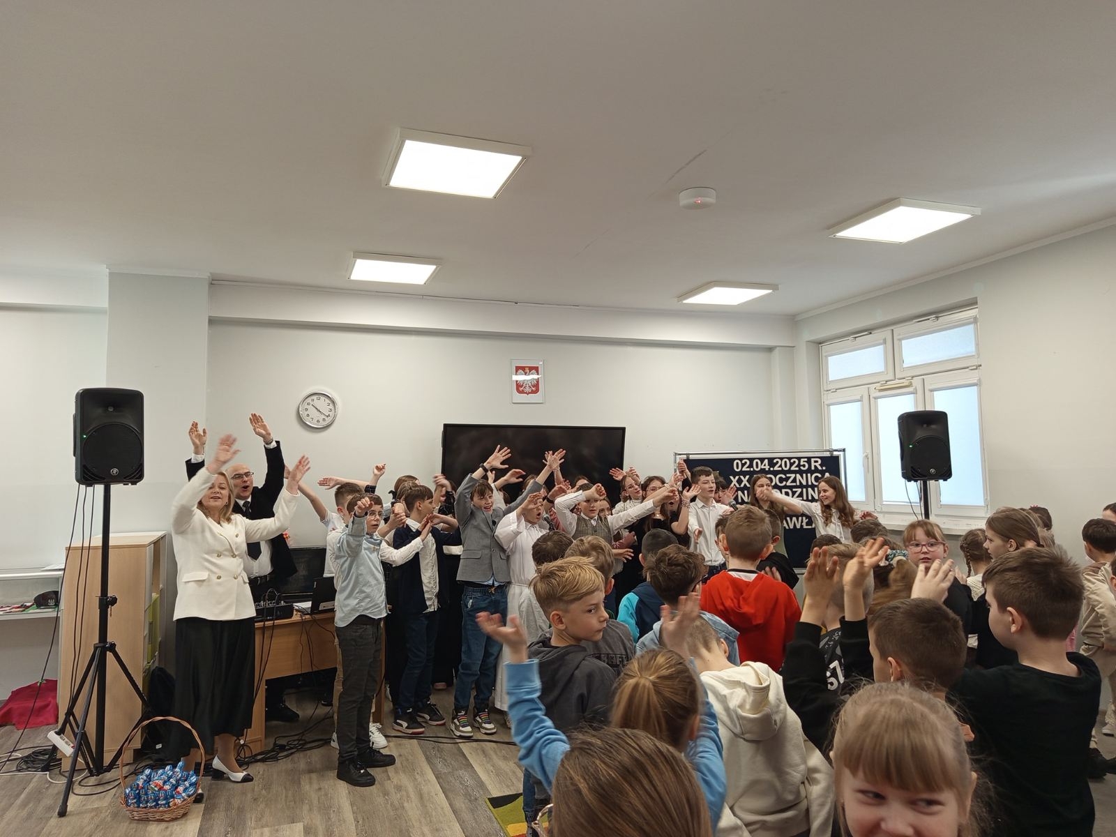 podczas montażu słowno-muzycznego