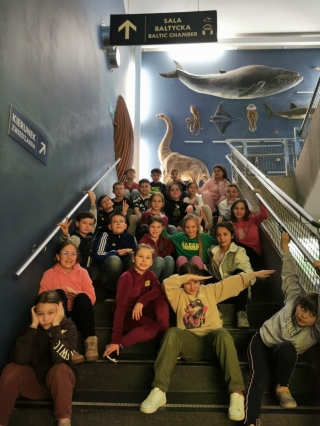 zdjęcie grupowe klas 3b