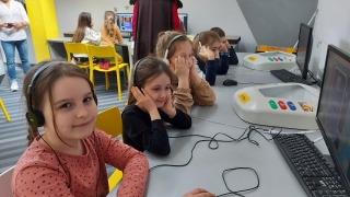 uczniowie podczas zajęć w Multicentrum