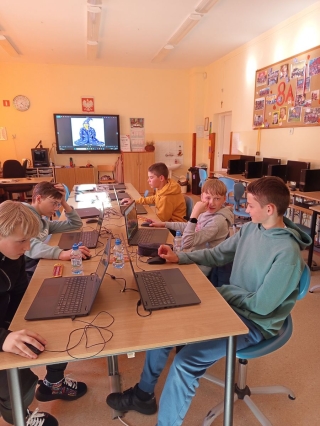 podczas rozwiązywania zadań