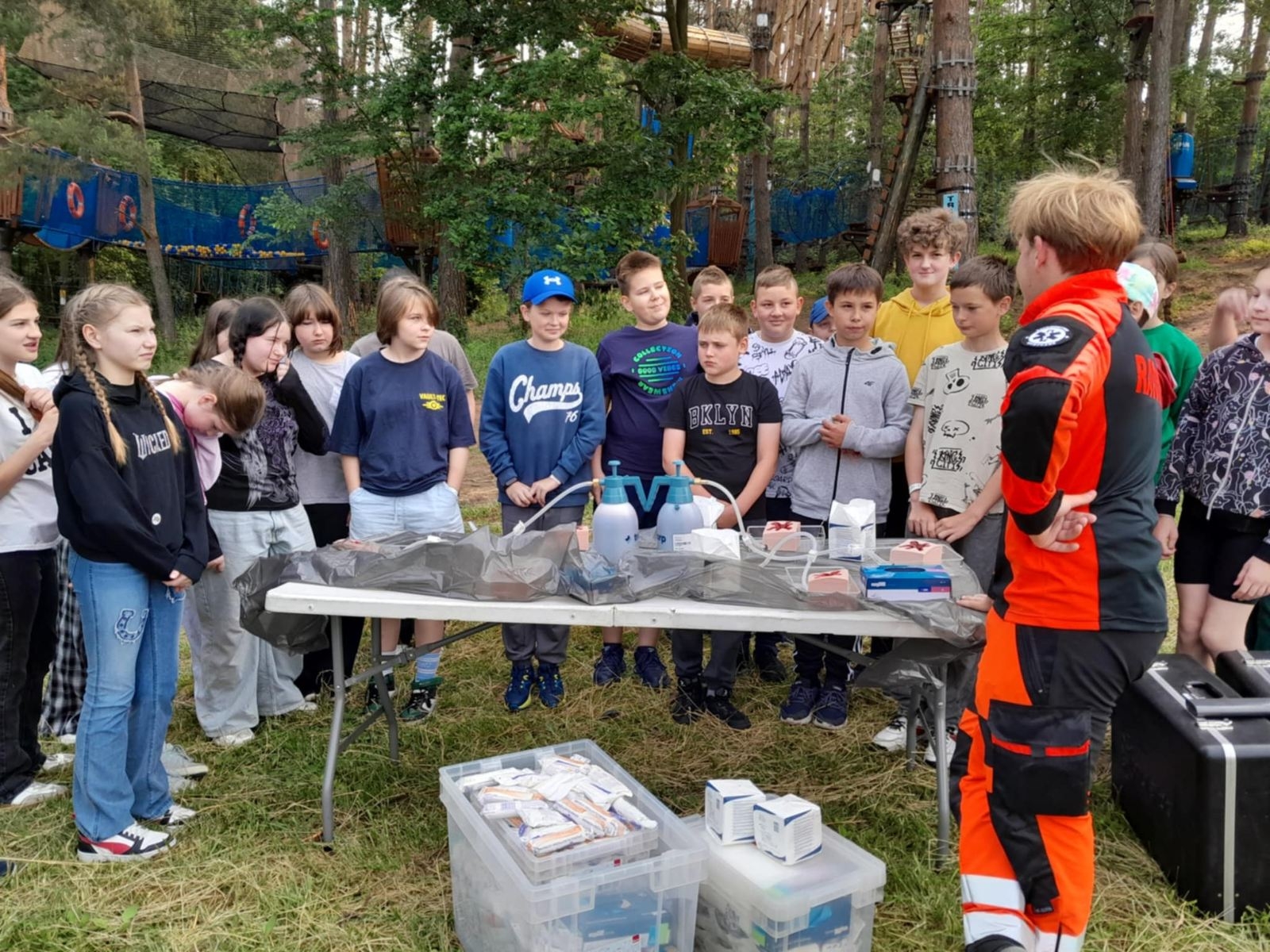 klasa 5c na warsztatach pierwszej pomocy