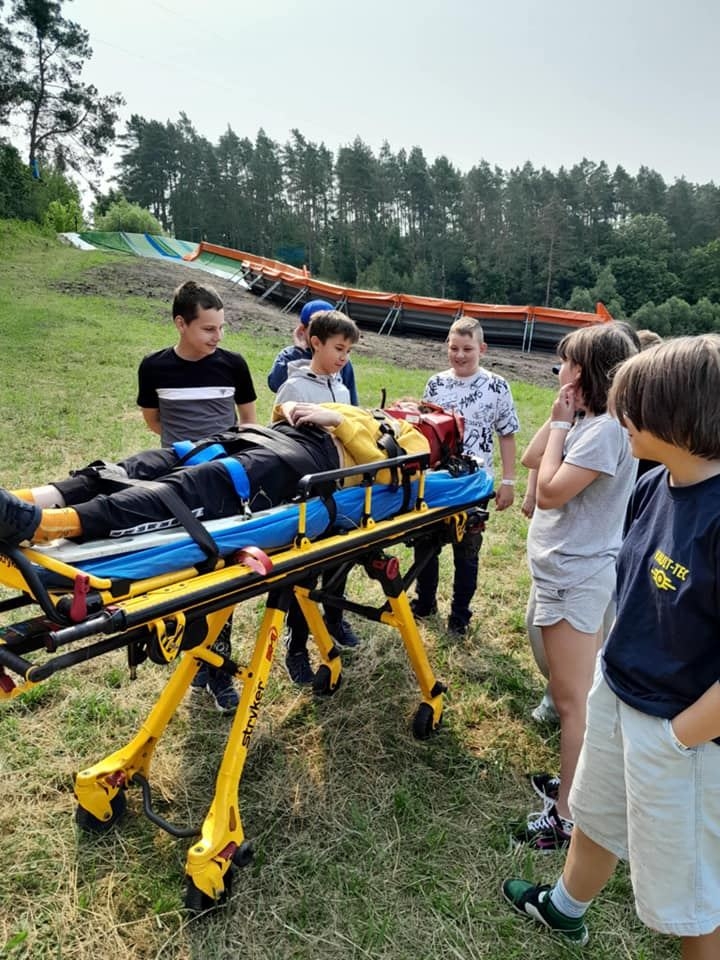 klasa 5c na warsztatach pierwszej pomocy