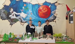 twórcy projektów lektury