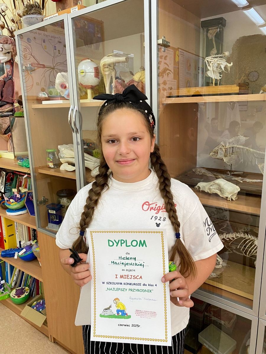 przyrodniczka z 4b
