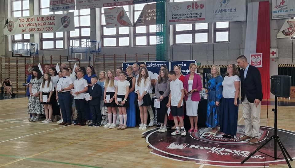 Uczniowie , Dyrekcja, nauczyciele i rodzice