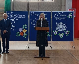 Pani Dyrektor wita społeczność szkolną