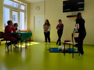 zadanie drużyny -pierwsza pomoc 