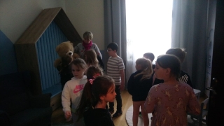 uczniowie 1d w sądzie