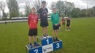 sportowcy na podium - Adam T. II miejsce