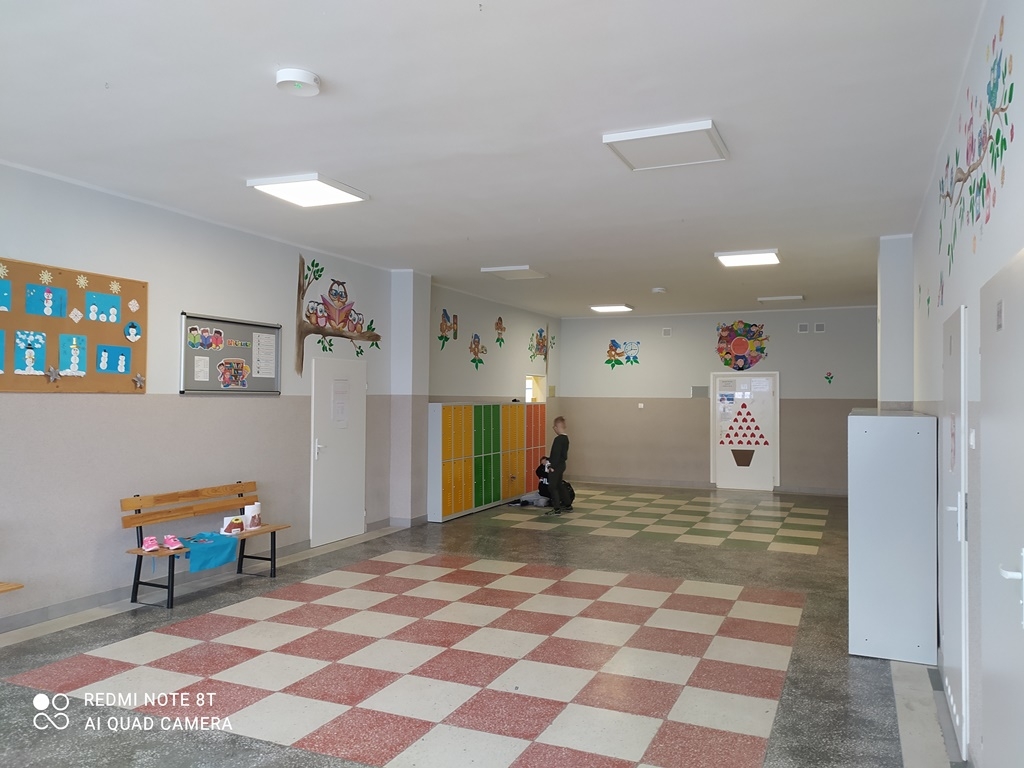 korytarz II piętro bud. D