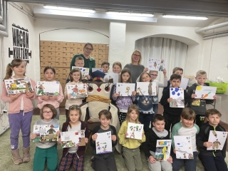 Klasa 2b na przedstawieniu w Bibliotece Miejskiej